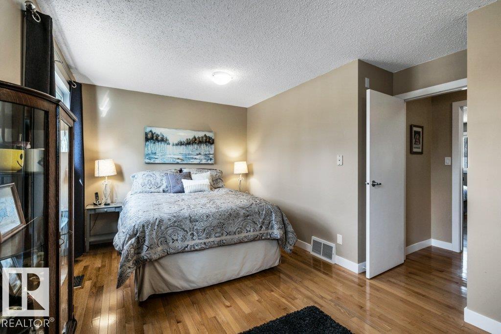 176 LAROSE DR