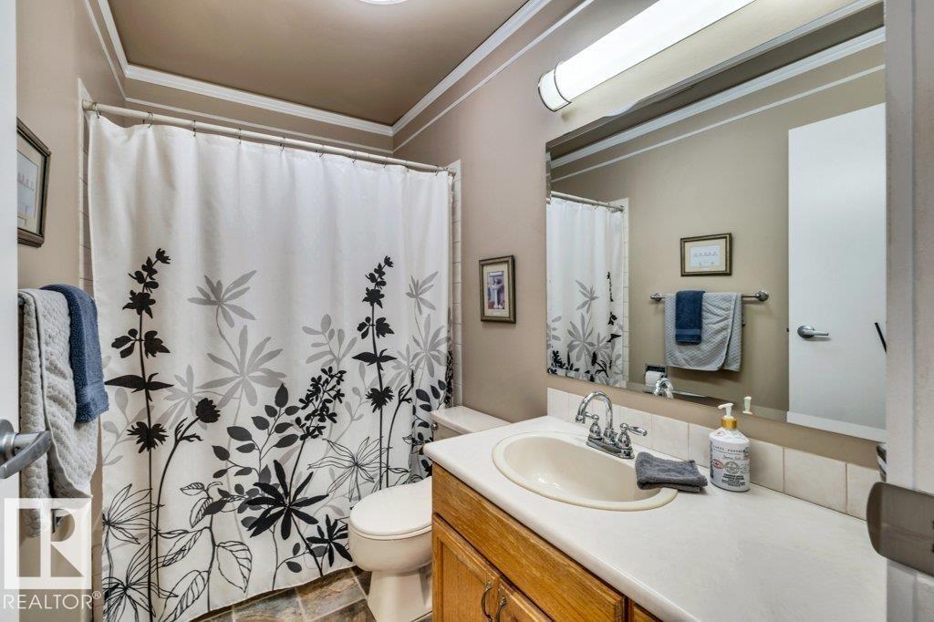 176 LAROSE DR