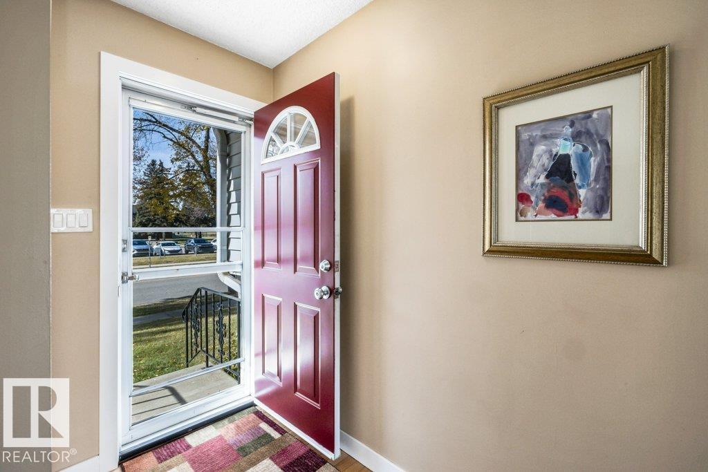 176 LAROSE DR