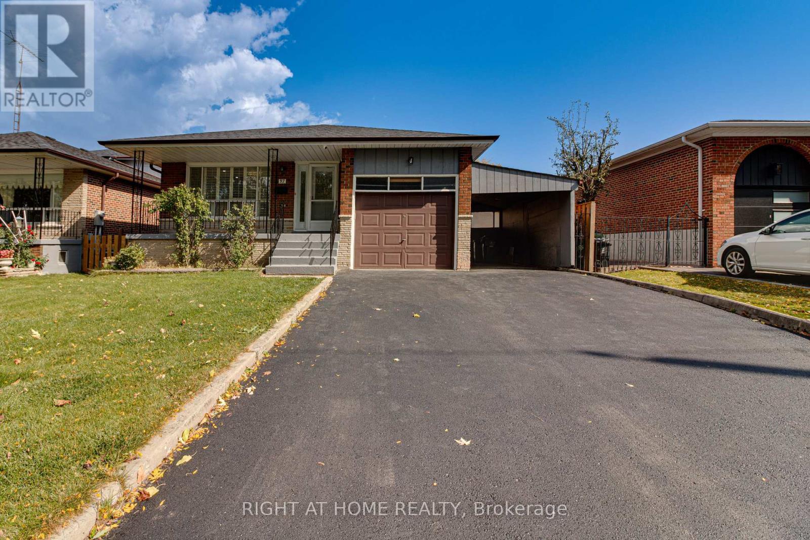 37 MASON ROAD, Toronto, Ontario