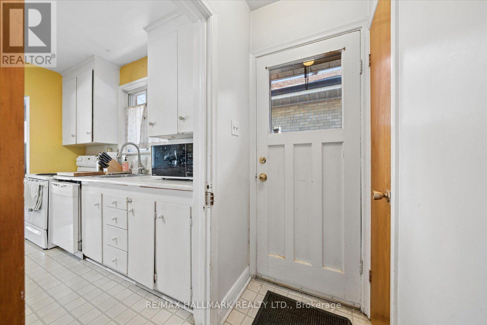 73 Deerfield Road, Toronto, Ontario  M1K 4X2 - Photo 21 - E13877872