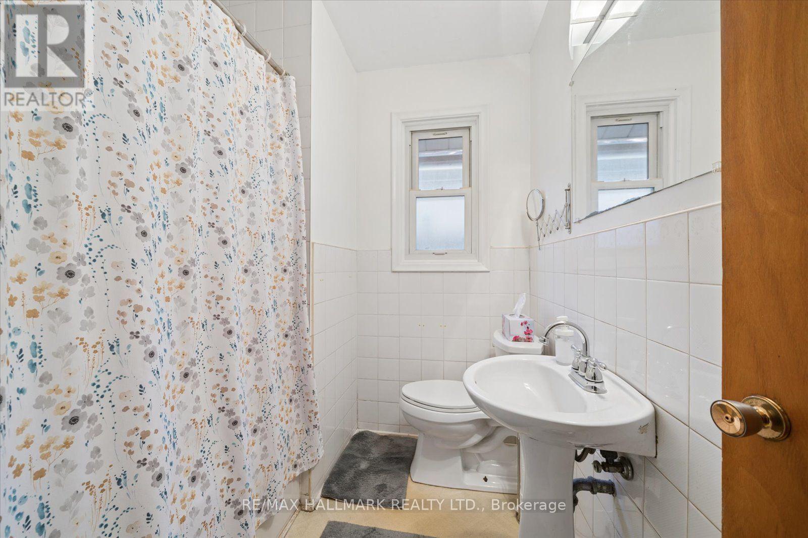 73 Deerfield Road, Toronto, Ontario  M1K 4X2 - Photo 28 - E13877872