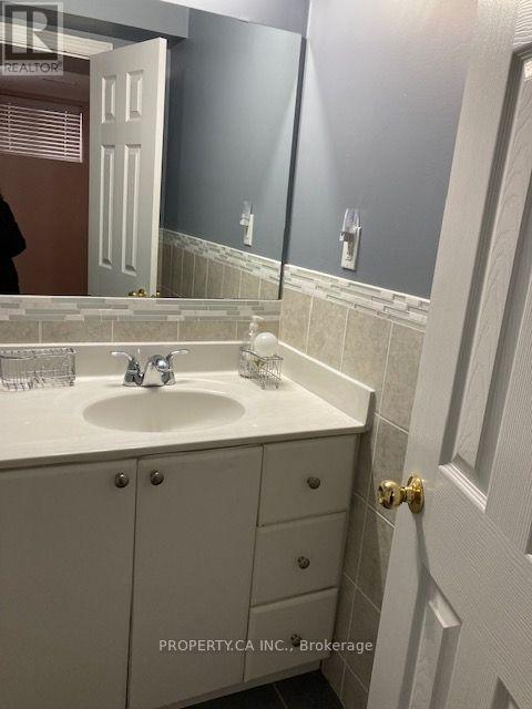 Lower A - 2194 Wildwood Crescent E, Pickering, Ontario  L1X 2R6 - Photo 13 - E13877884