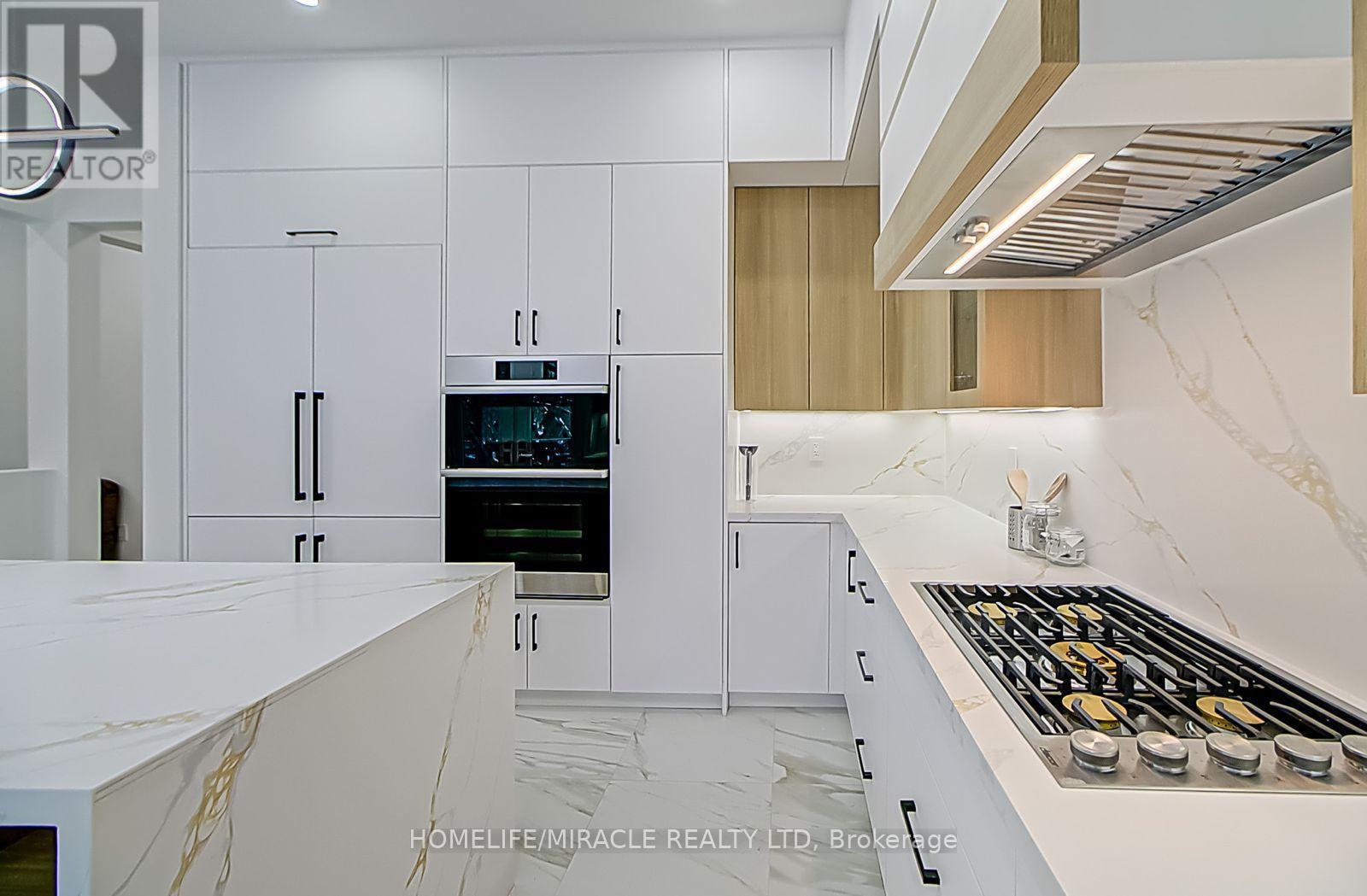 7a Broadmead Avenue, Toronto, Ontario  M1M 1C3 - Photo 6 - E13877898