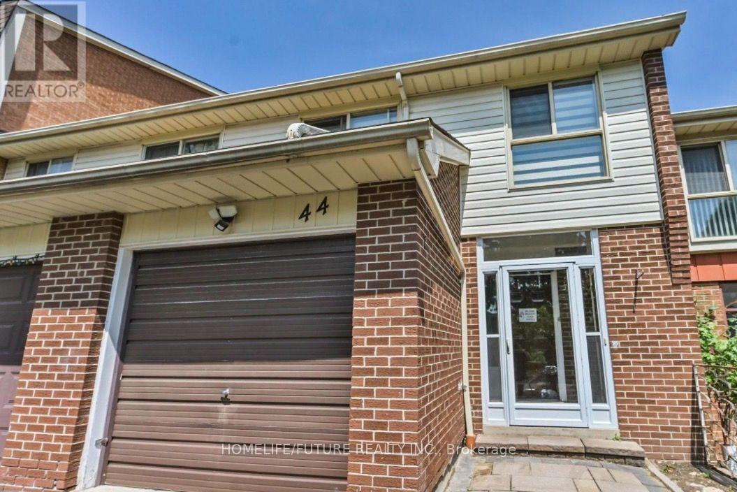 44 - 40 DUNDALK DRIVE