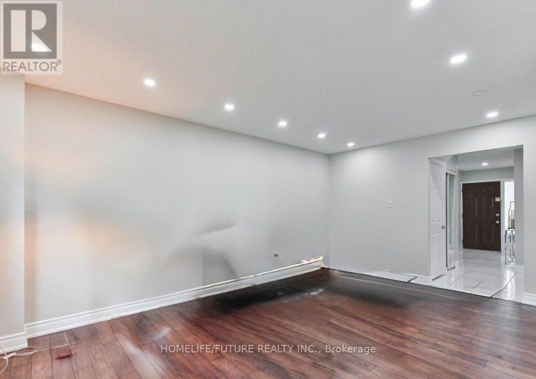 44 - 40 Dundalk Drive, Toronto, Ontario  M1P 4S3 - Photo 5 - E13878006