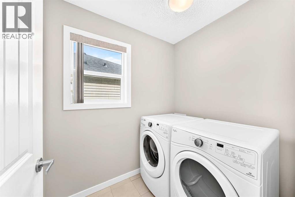 176 Willow Park, Cochrane, Alberta  T4C 2N2 - Photo 38 - A2349576