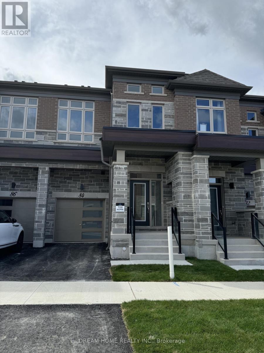 84 Tempel Street, Richmond Hill, Ontario  L4E 1K6 - Photo 13 - N13877918