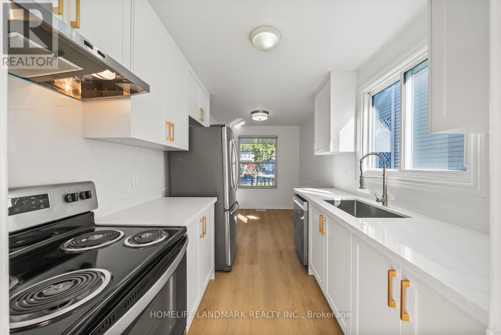 39 D'ambrosio Drive, Barrie (Painswick North), Ontario  L4N 6V6 - Photo 9 - S13877940