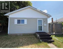 808 PORTAGE AVENUE, Fort Frances, Ontario