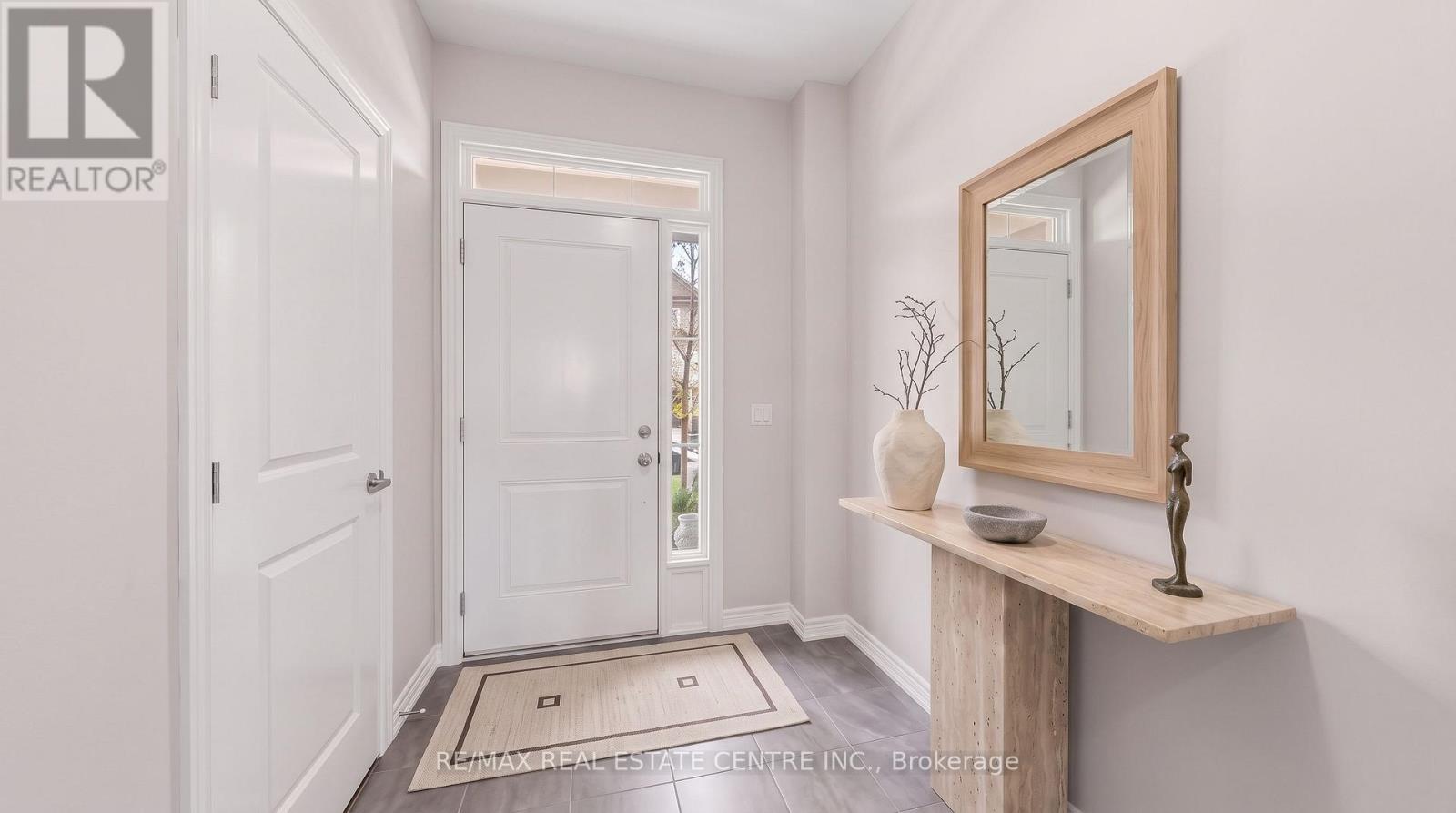 2350 Natasha Circle, Oakville, Ontario  L6M 1N9 - Photo 5 - W13877904