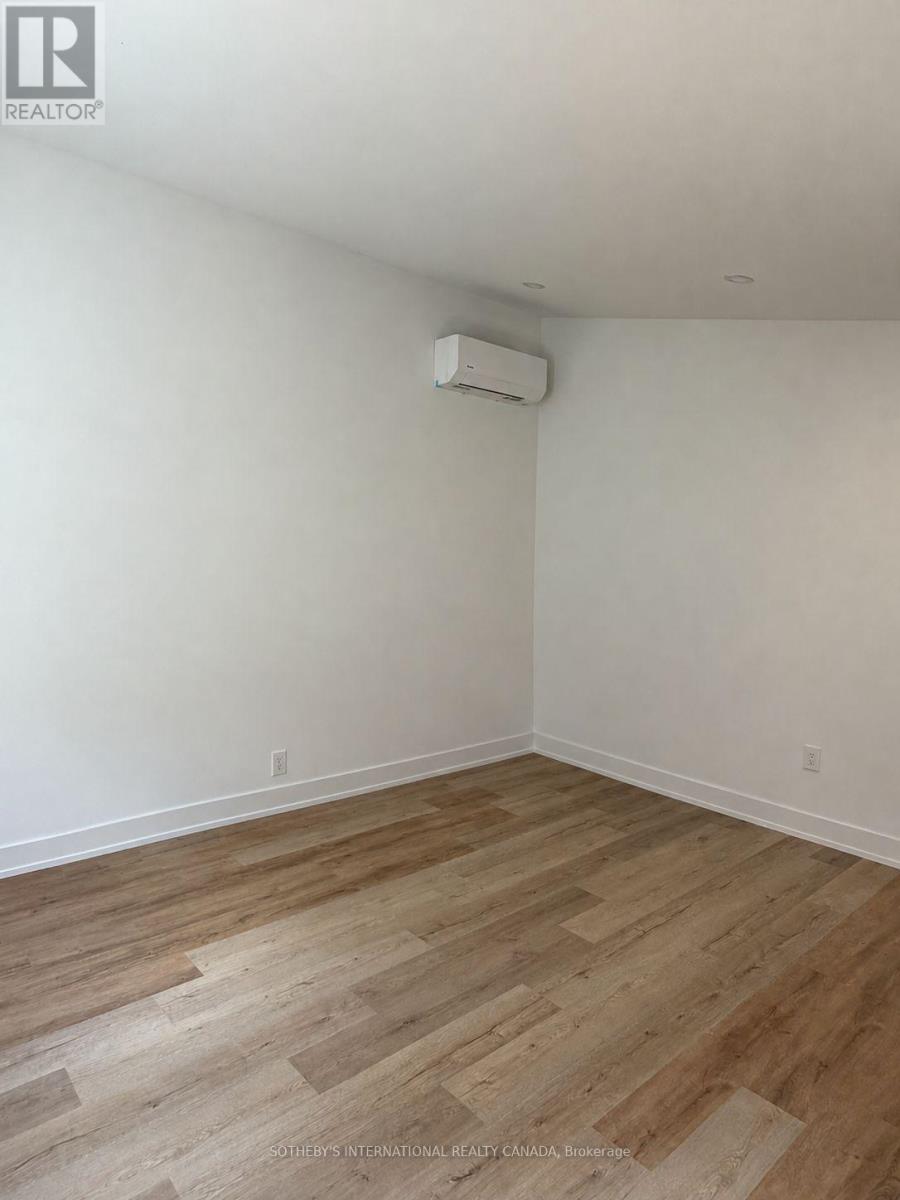 5 - 60 Cannon Road, Toronto, Ontario  M8Y 1S1 - Photo 5 - W13877908