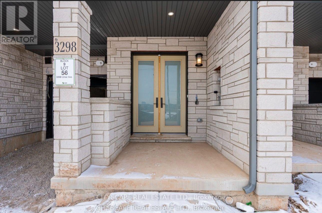 3322 Umar Avenue, Oakville, Ontario  L6M 5S3 - Photo 2 - W13877934
