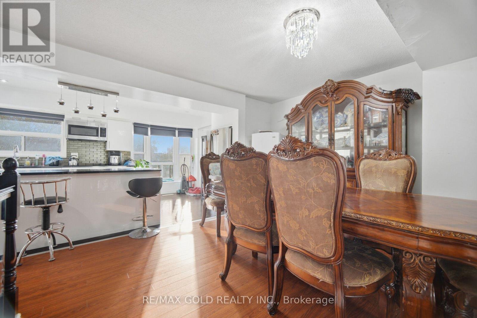 83 Clarion Road, Toronto, Ontario  M9R 3Y6 - Photo 9 - W13877962