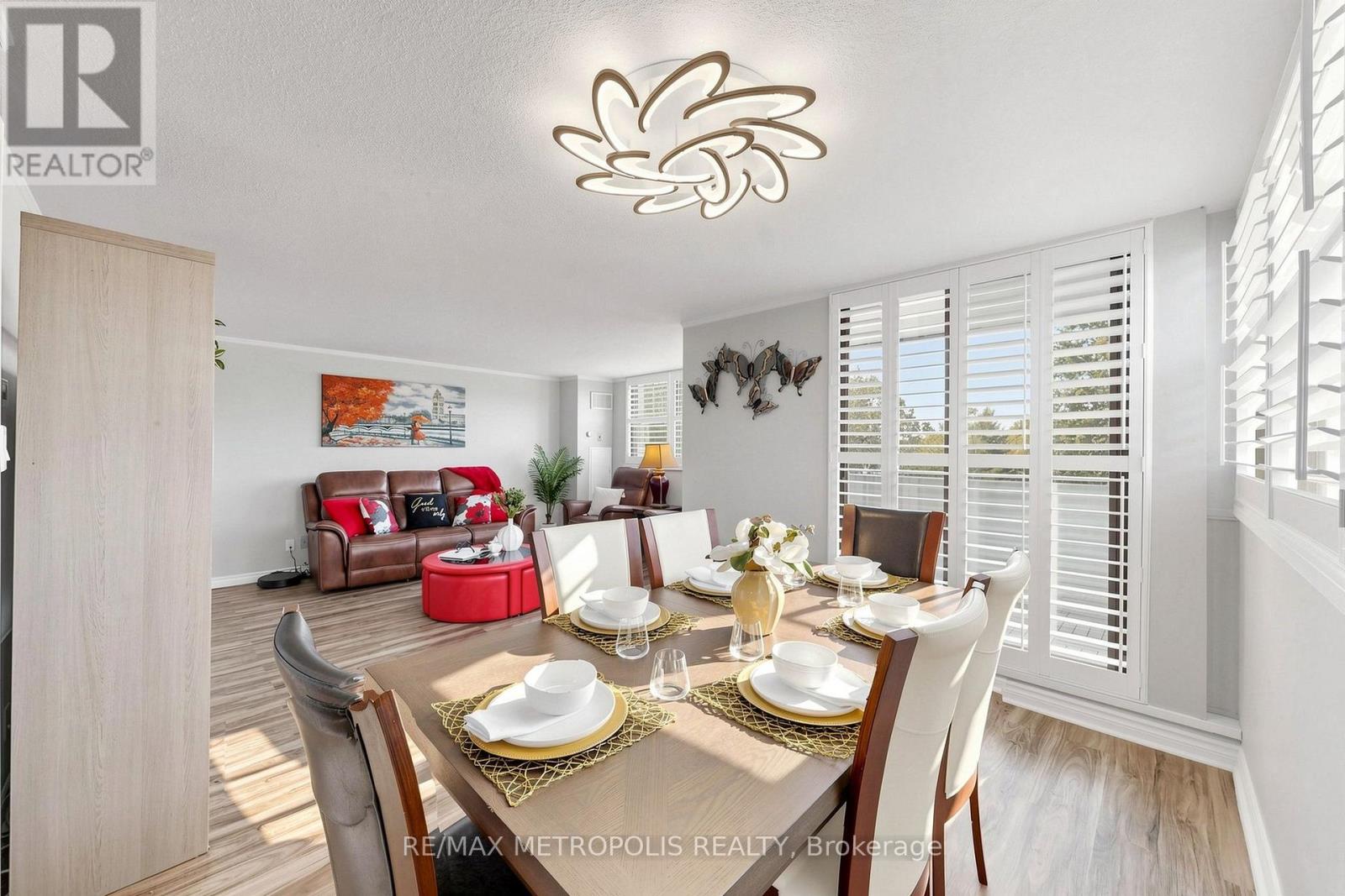 207 - 1111 Bough Beeches Boulevard, Mississauga, Ontario  L4W 4N1 - Photo 11 - W13877978