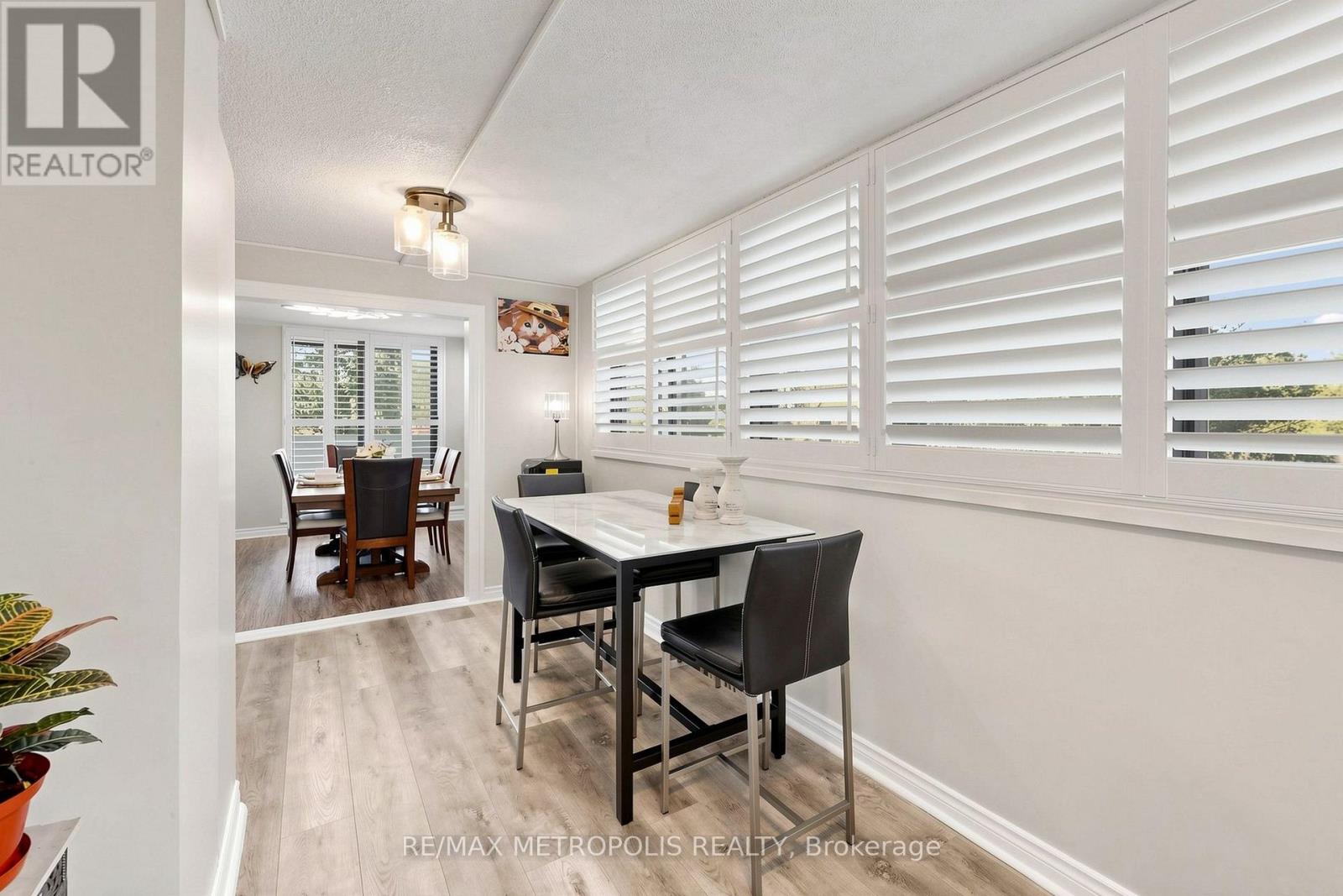 207 - 1111 Bough Beeches Boulevard, Mississauga, Ontario  L4W 4N1 - Photo 19 - W13877978