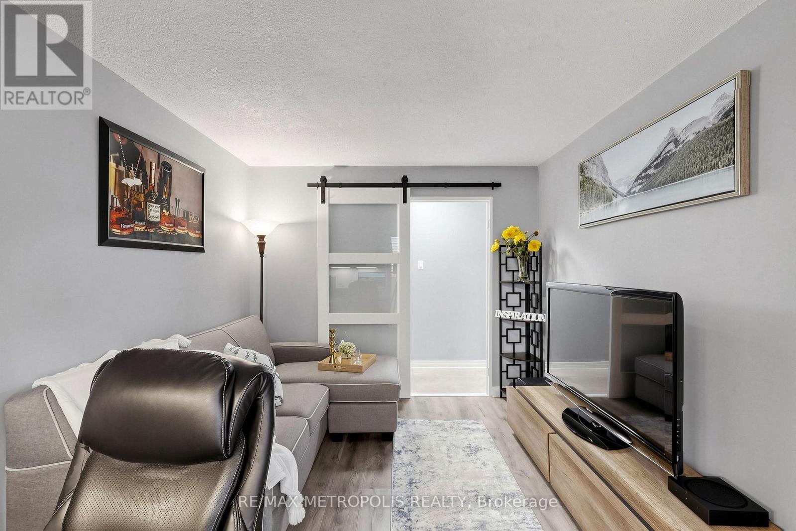 207 - 1111 Bough Beeches Boulevard, Mississauga, Ontario  L4W 4N1 - Photo 31 - W13877978