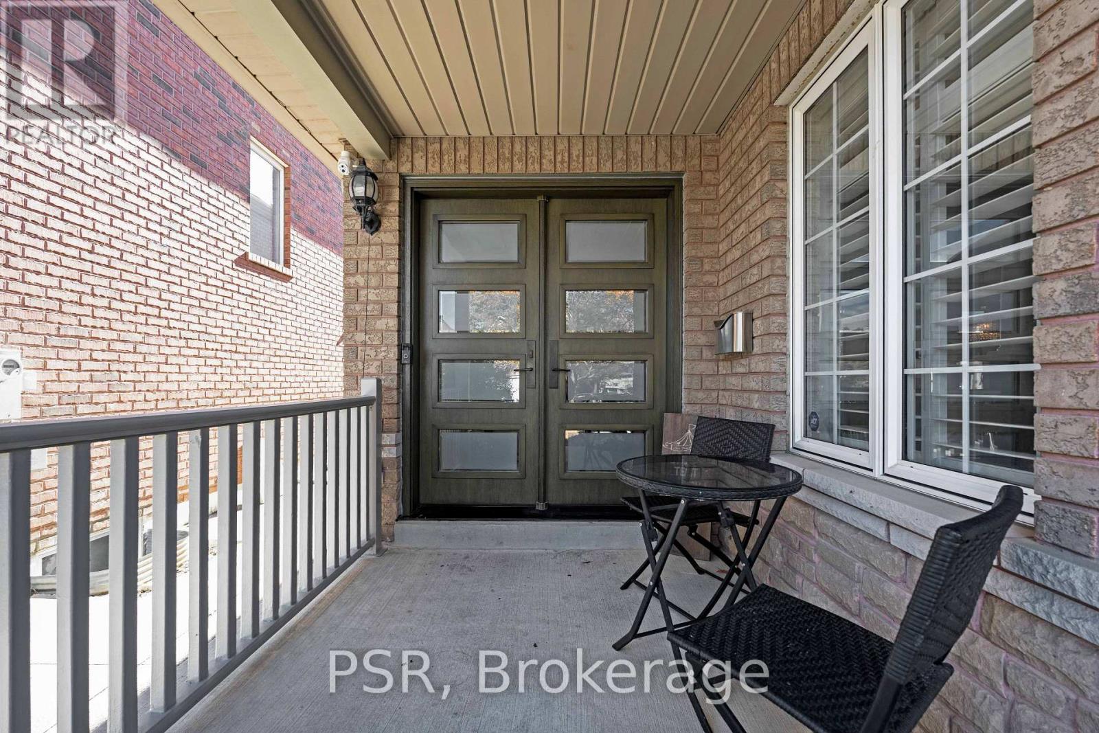 10 Baccarat Crescent, Brampton, Ontario  L7A 1K7 - Photo 5 - W13877988