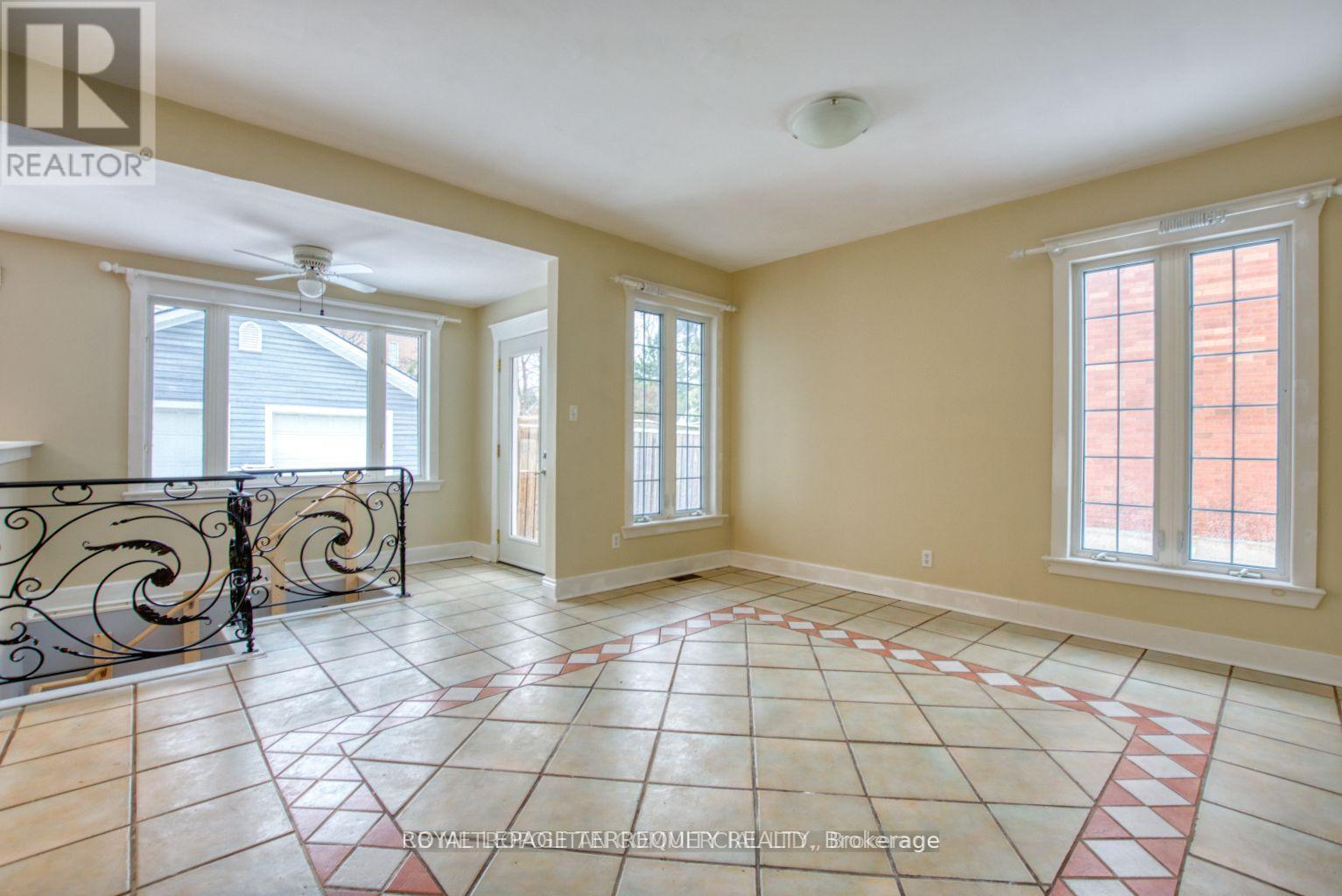 19 Mill Street N, Brampton, Ontario  L6X 1S5 - Photo 6 - W13878000