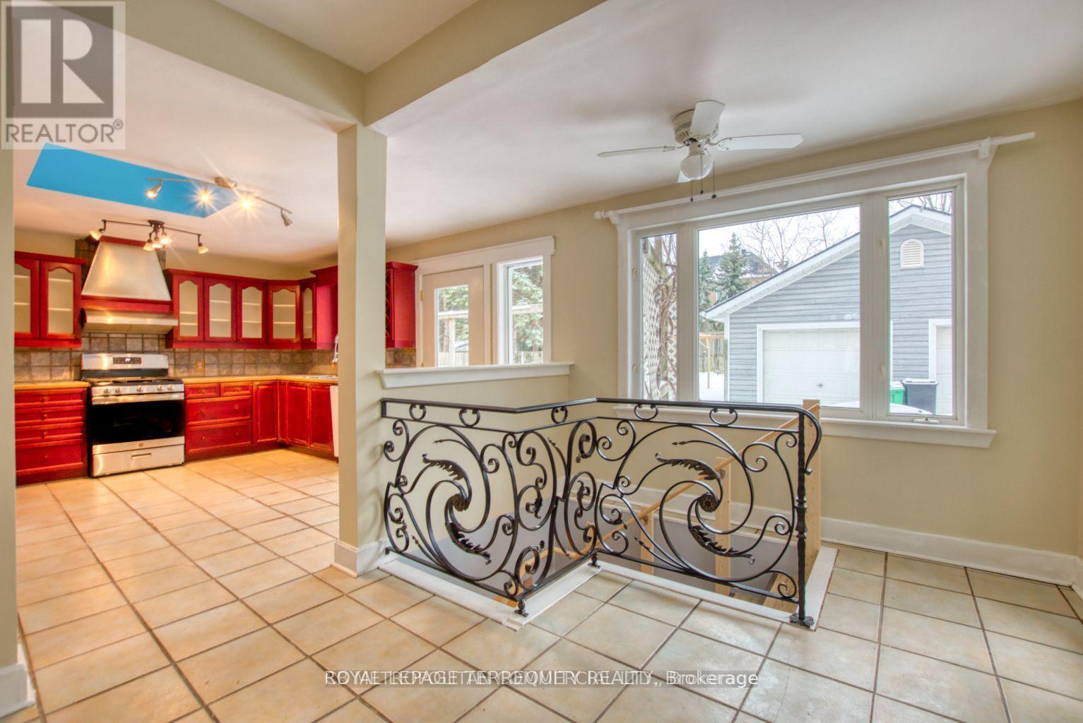 19 Mill Street N, Brampton, Ontario  L6X 1S5 - Photo 7 - W13878000