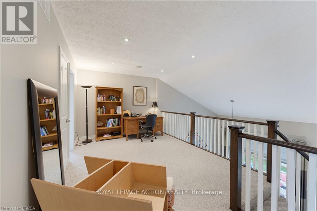 3 - 68 Fairview Drive, Brantford, Ontario  N3R 2W9 - Photo 20 - X13877868