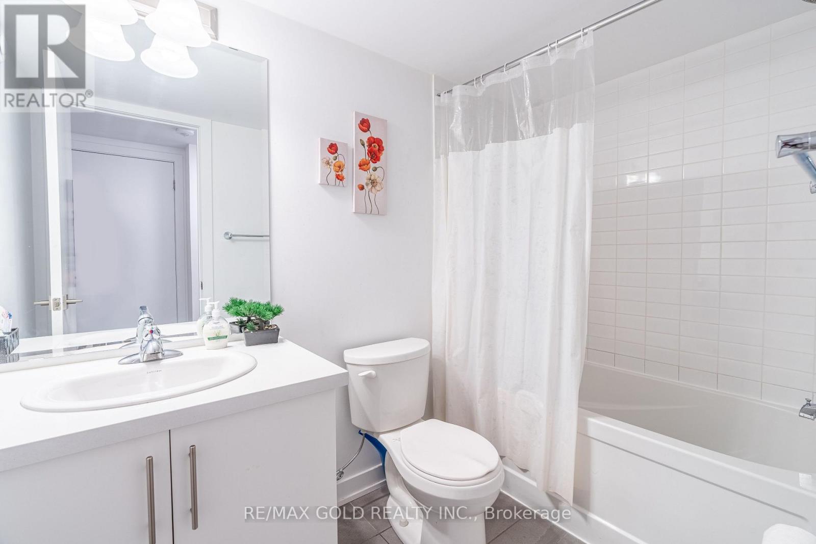 13 - 175 Veterans Drive, Brampton, Ontario  L7A 5L2 - Photo 23 - W13878012
