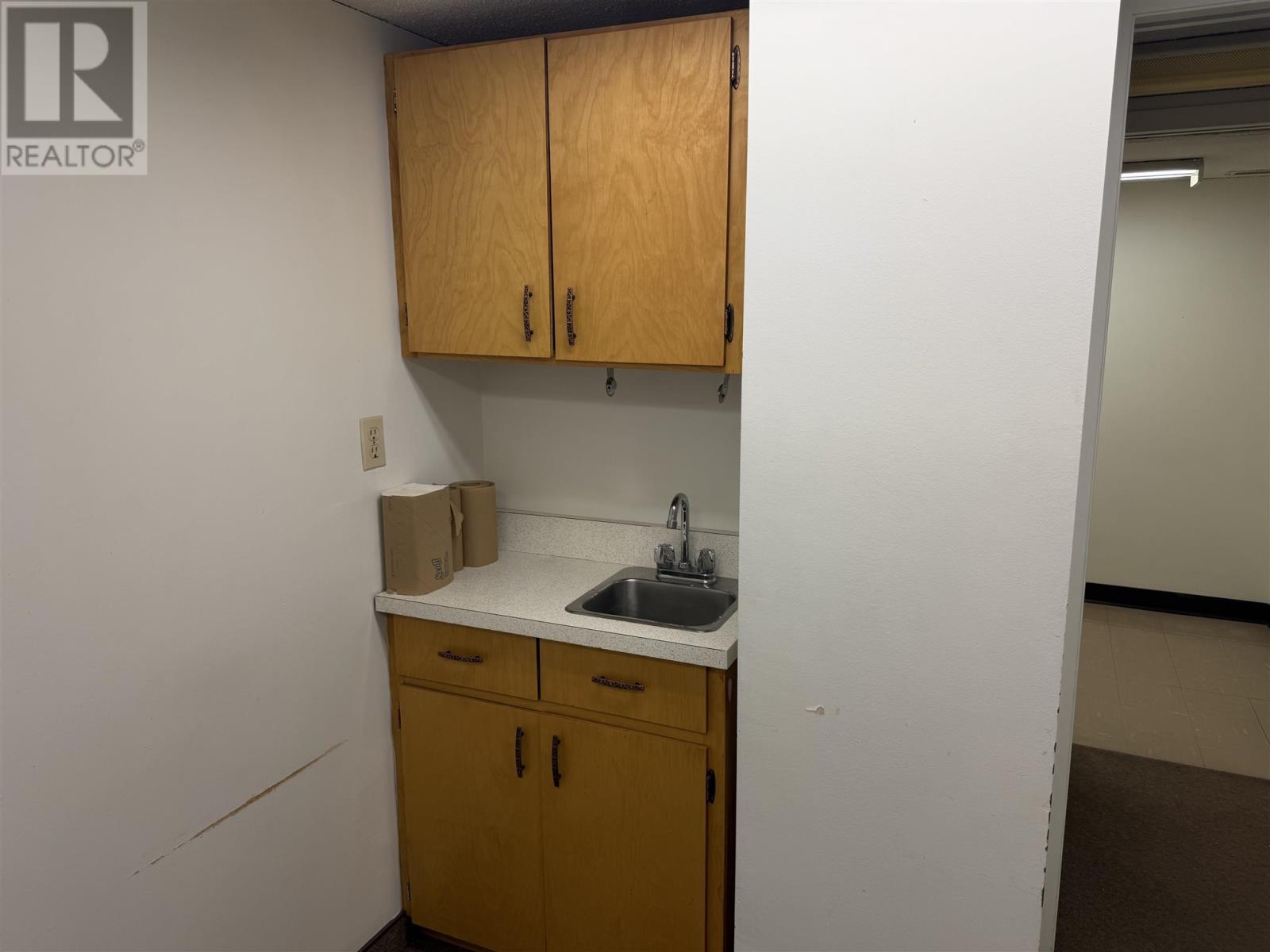955 Queen St E, Sault Ste. Marie, Ontario  P6A 2C3 - Photo 6 - SM260626