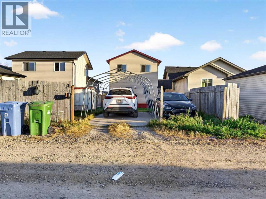 421 Martindale Drive NE, Calgary, Alberta  T3J 3Z8 - Photo 46 - A2351246