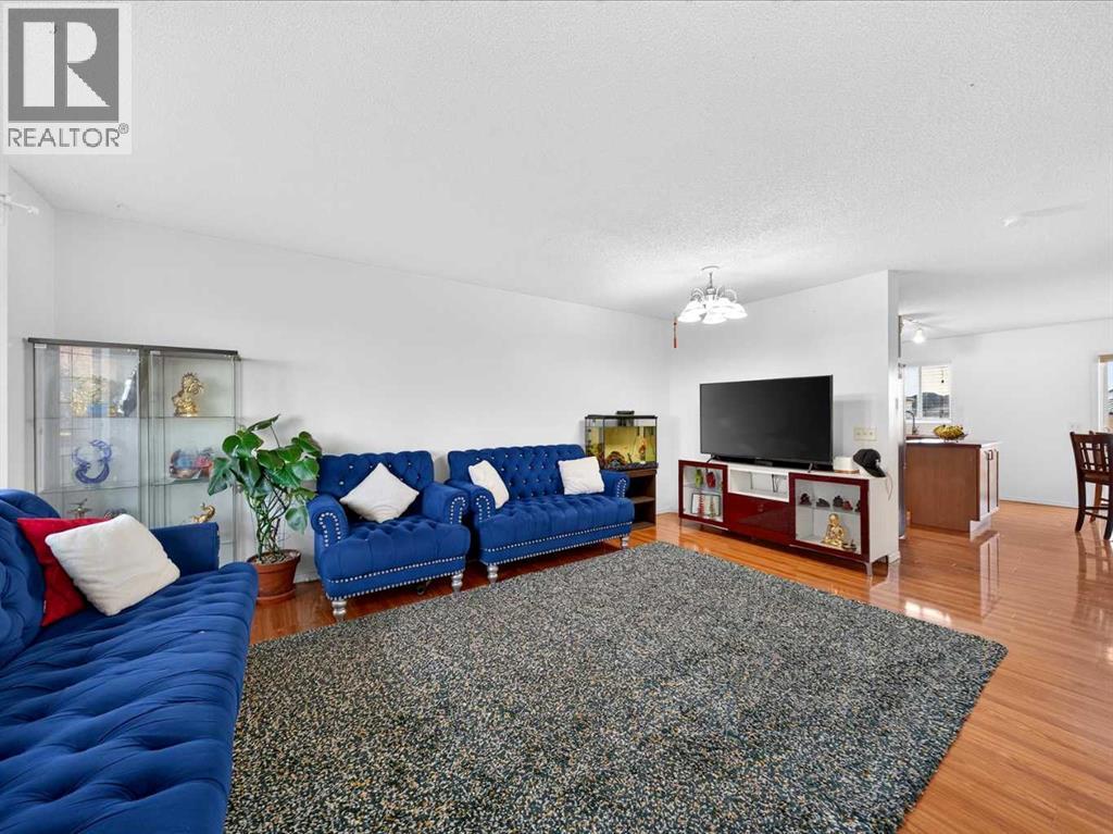 421 Martindale Drive NE, Calgary, Alberta  T3J 3Z8 - Photo 8 - A2351246