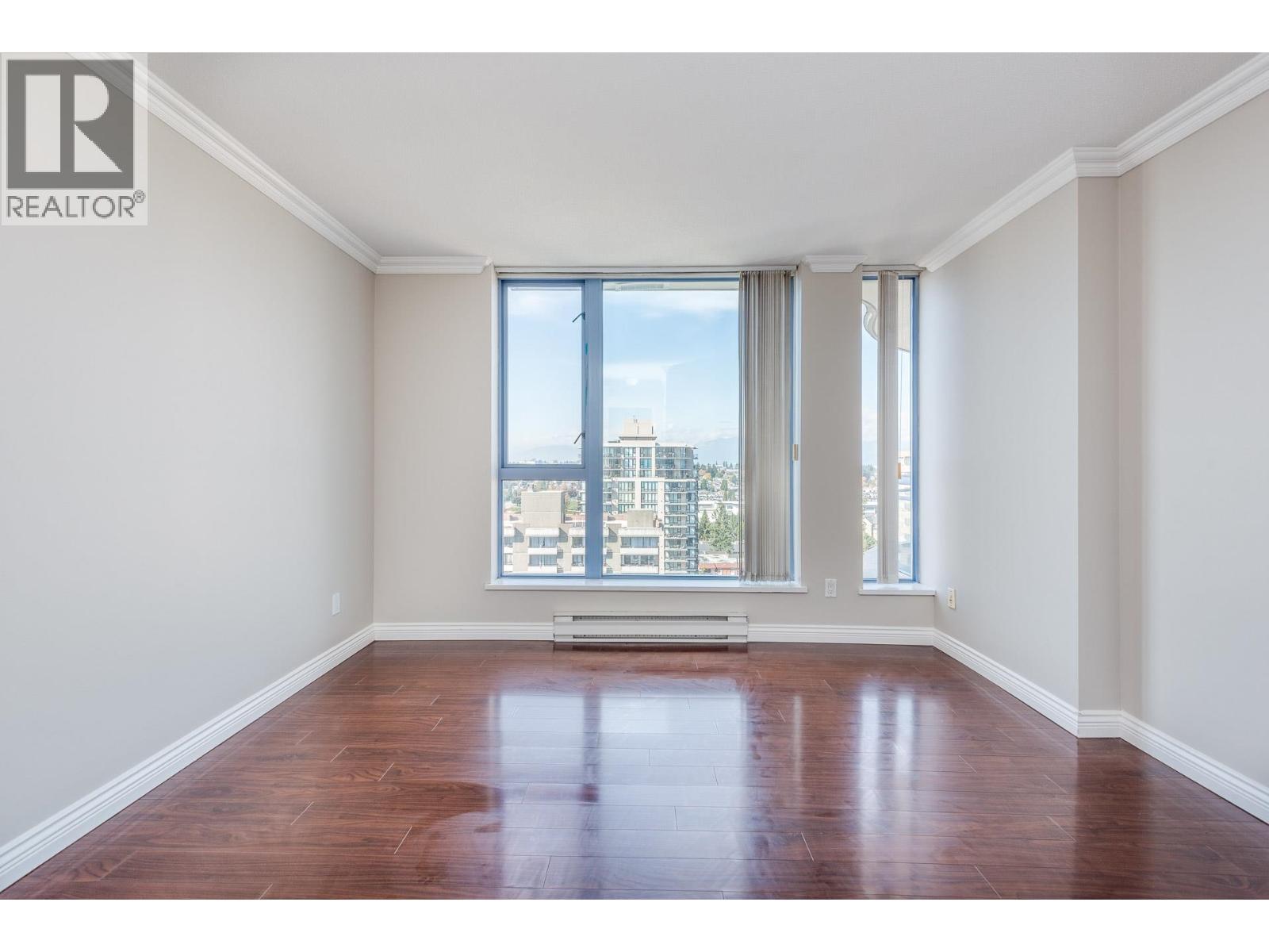 1701 739 PRINCESS STREET