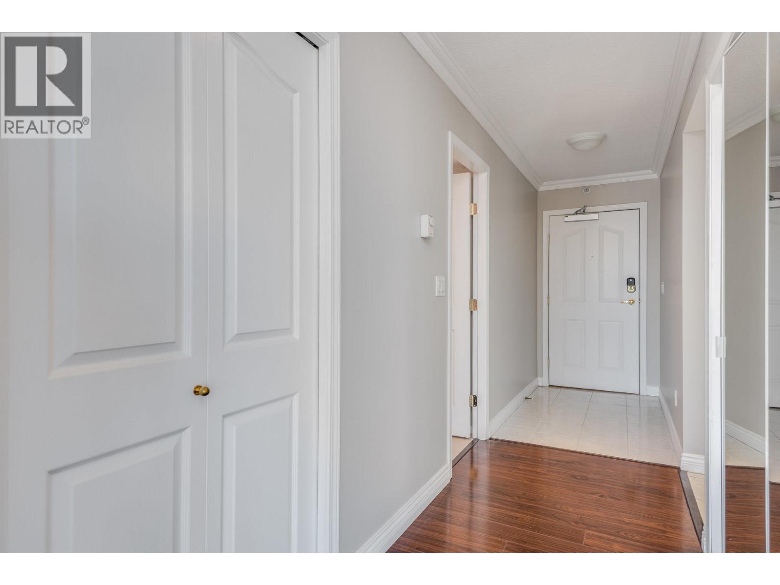 1701 739 PRINCESS STREET
