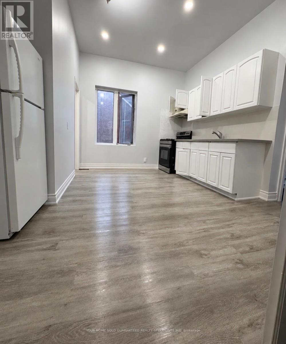 First Floor - 243 Woodfield Road, Toronto, Ontario  M4L 2W8 - Photo 2 - E13877916