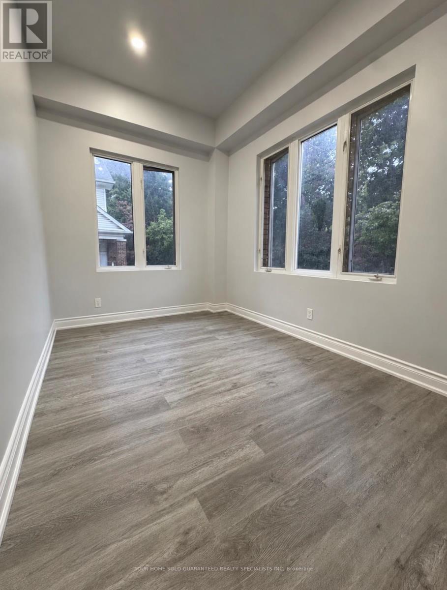 First Floor - 243 Woodfield Road, Toronto, Ontario  M4L 2W8 - Photo 3 - E13877916