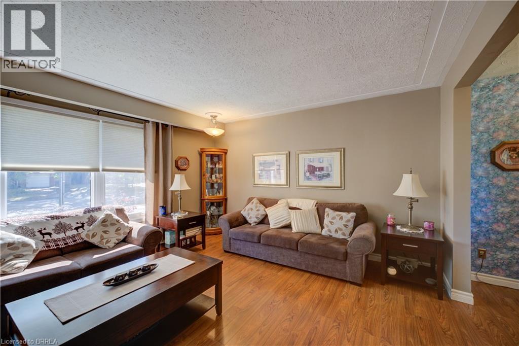 367 Fairview Drive, Brantford, Ontario  N3R 2X7 - Photo 8 - 40866245
