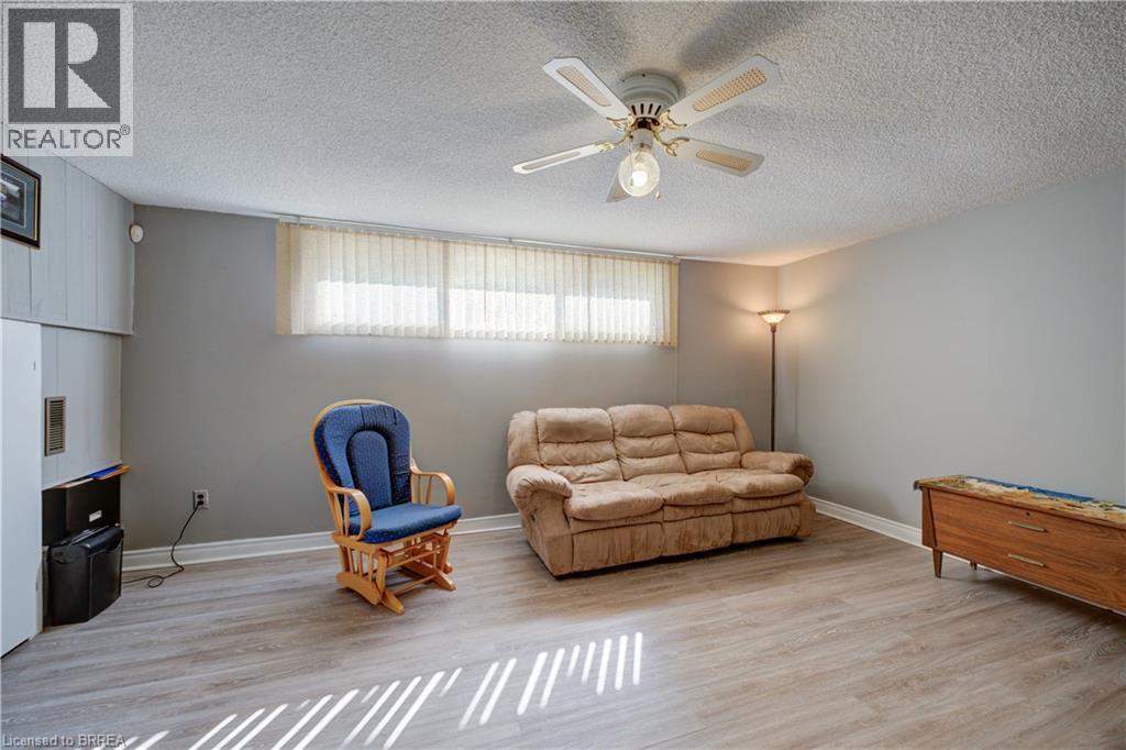367 Fairview Drive, Brantford, Ontario  N3R 2X7 - Photo 28 - 40866245