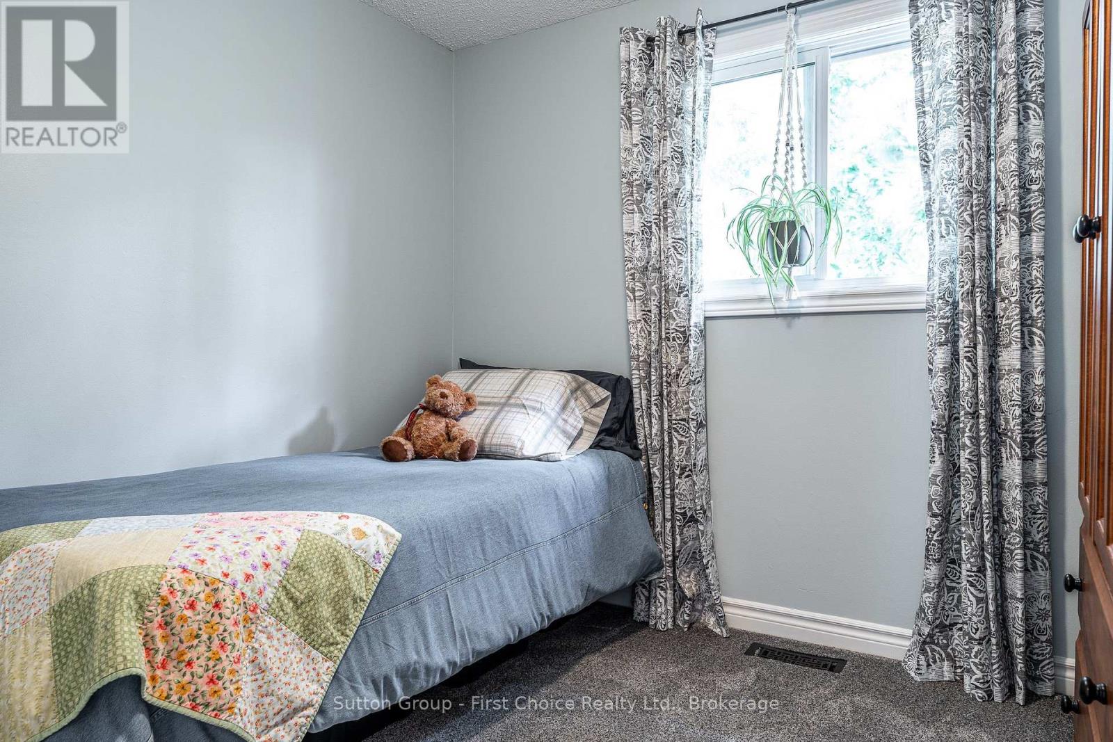 97 Graham Crescent, Stratford, Ontario N5A 7C6 - Photo 17 - X13878078