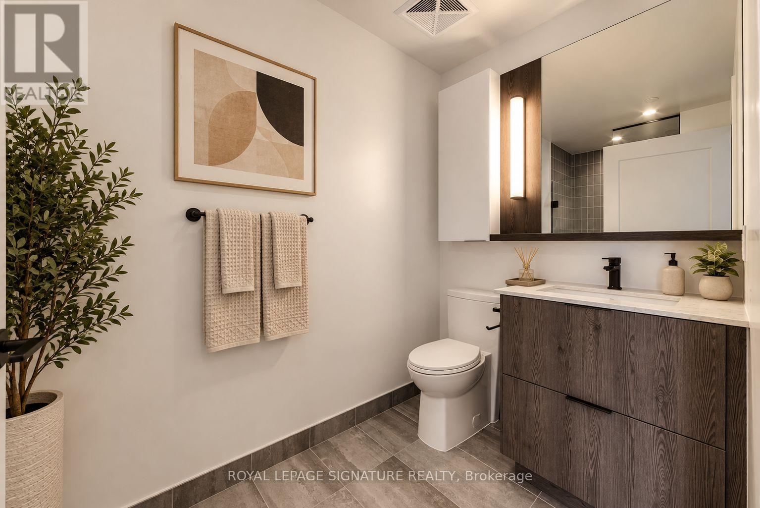 2702 - 5 Defries Street, Toronto, Ontario  M5A 0W7 - Photo 18 - C13878100