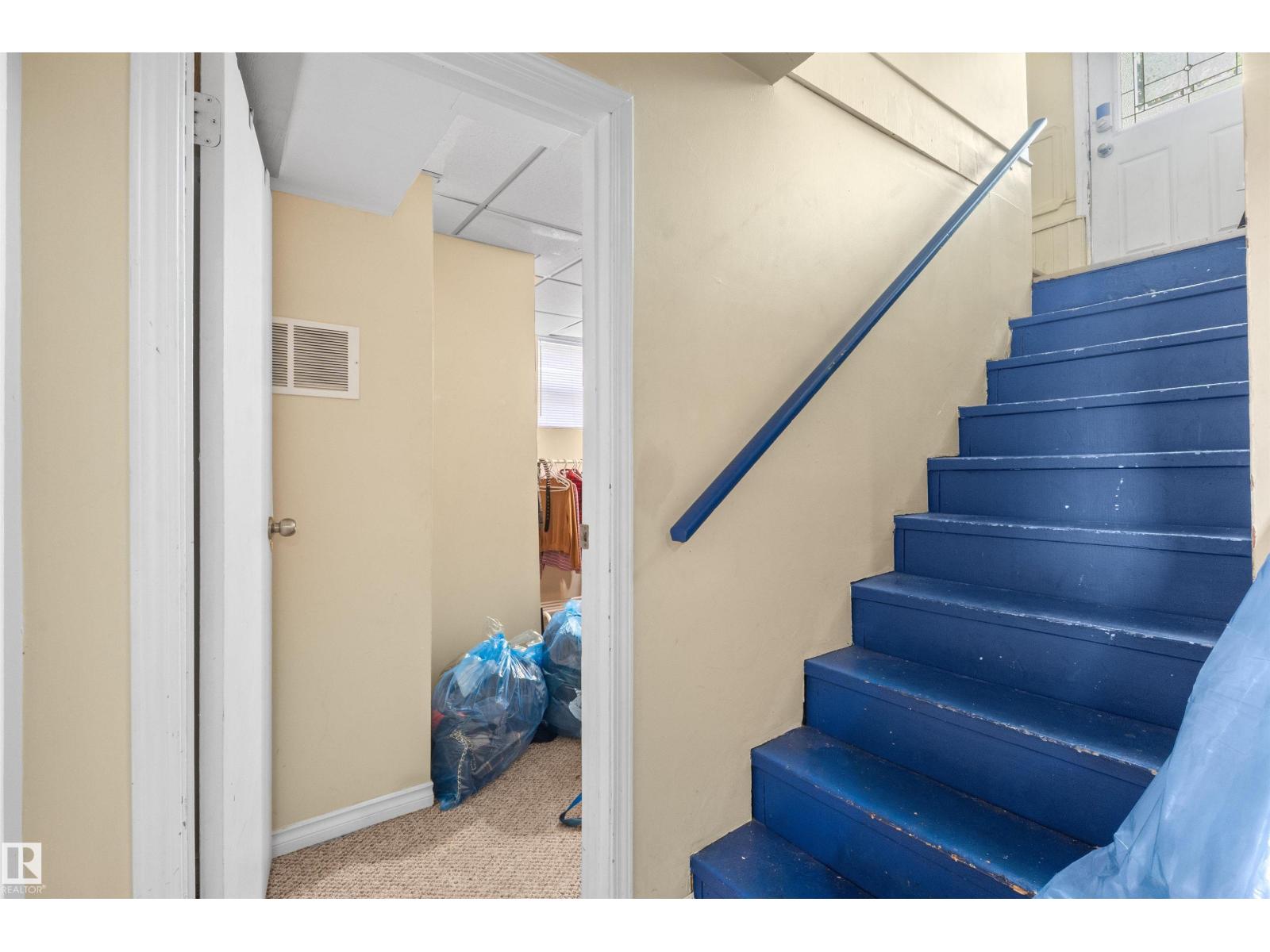 7516 106 ST NW NW
