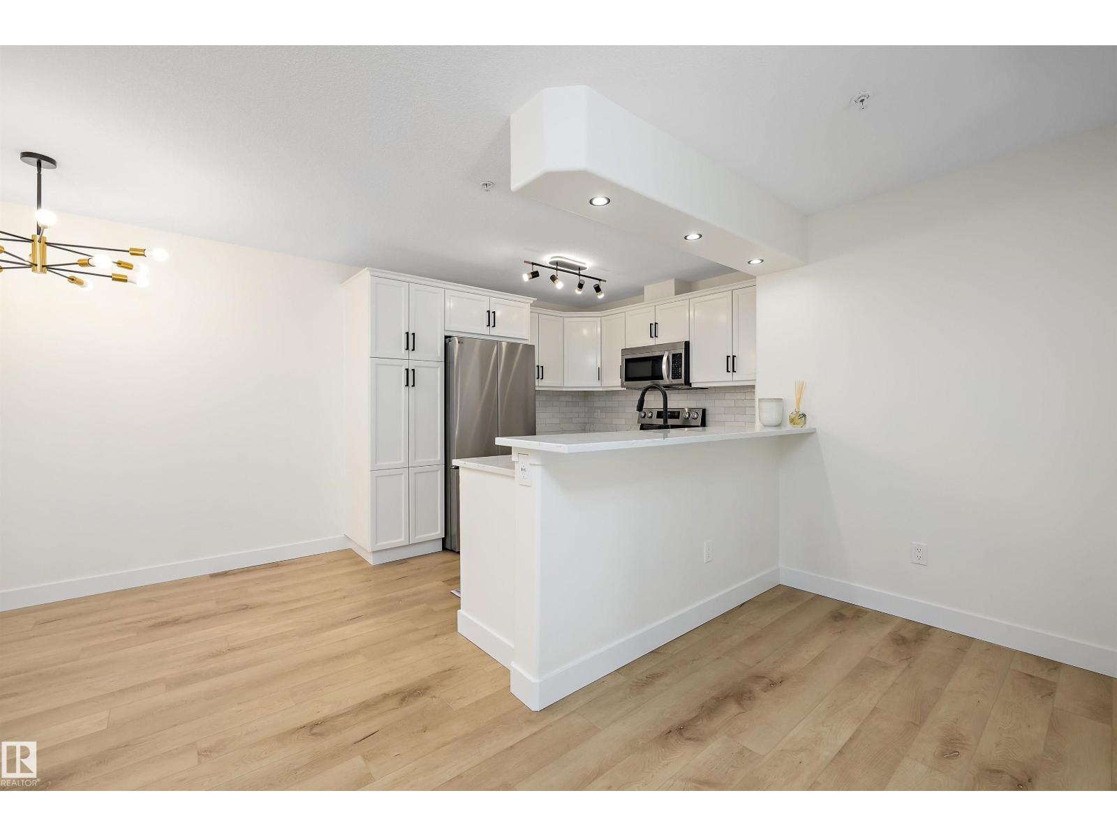 #143 11505 ELLERSLIE RD SW