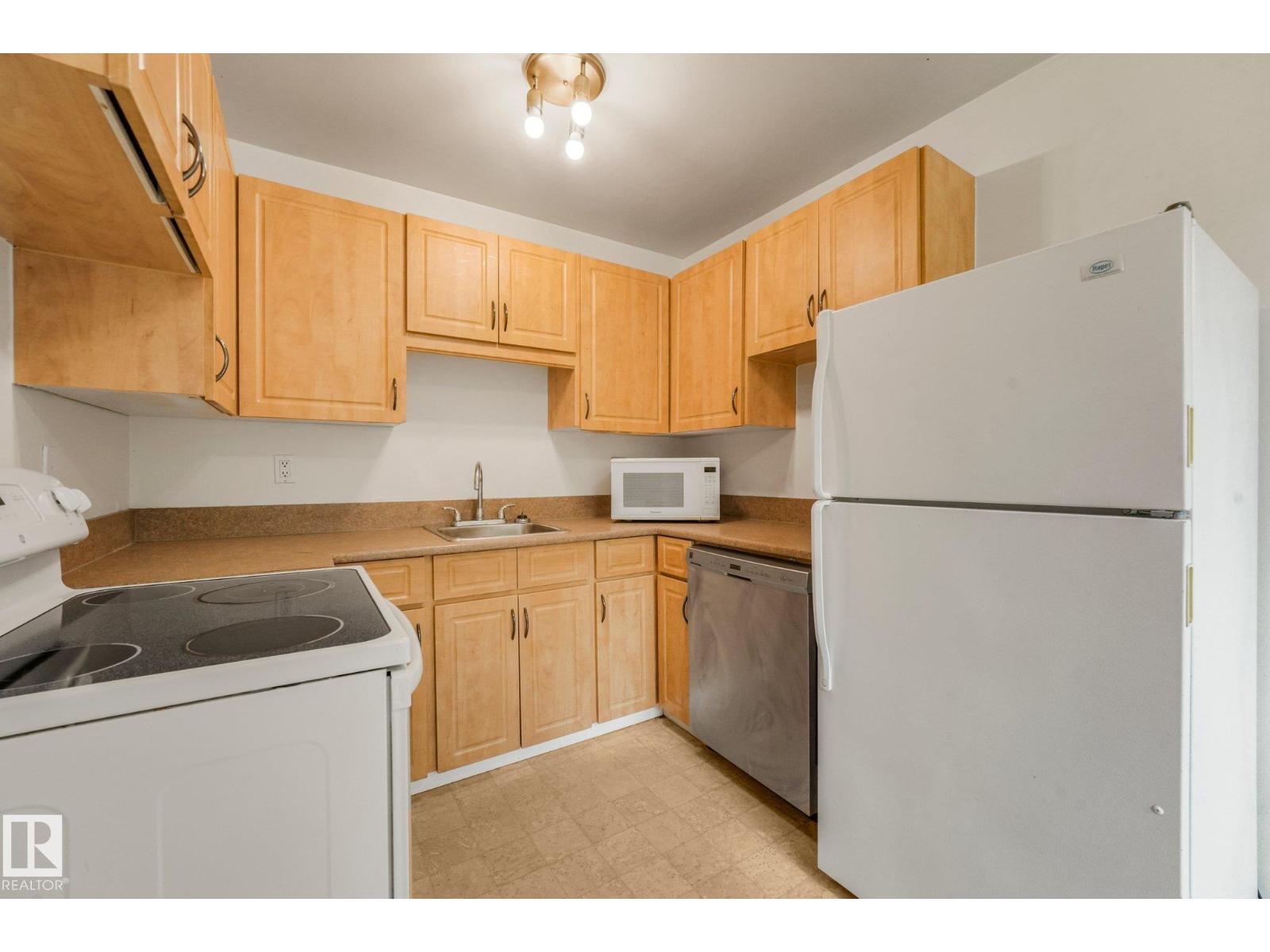 144 ROSELAND VG NW