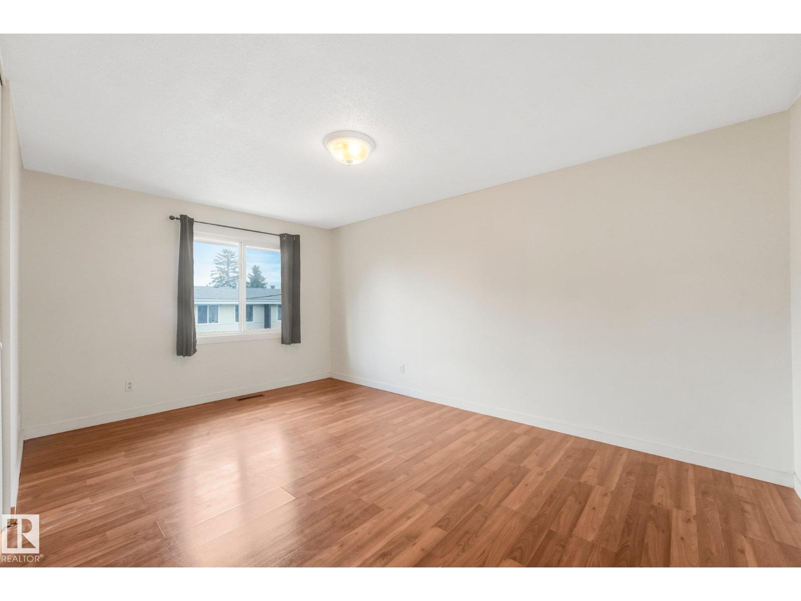 144 ROSELAND VG NW