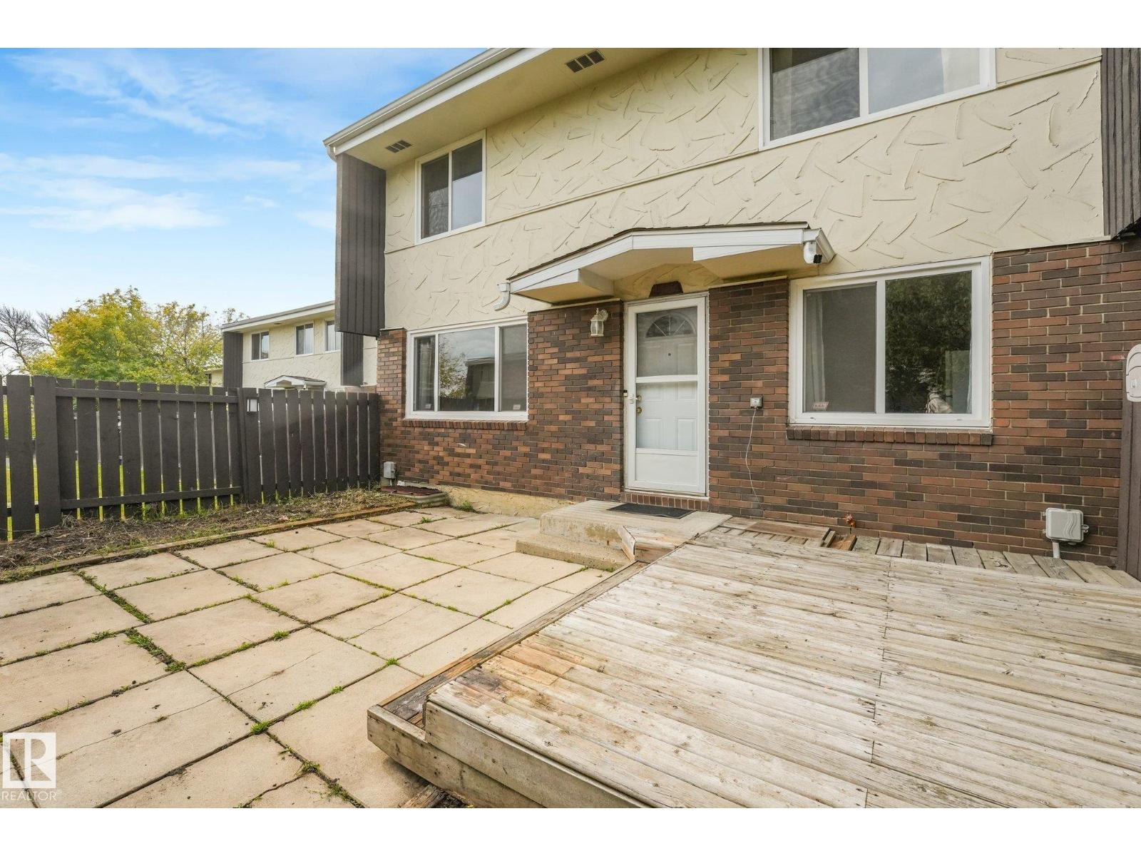 144 ROSELAND VG NW