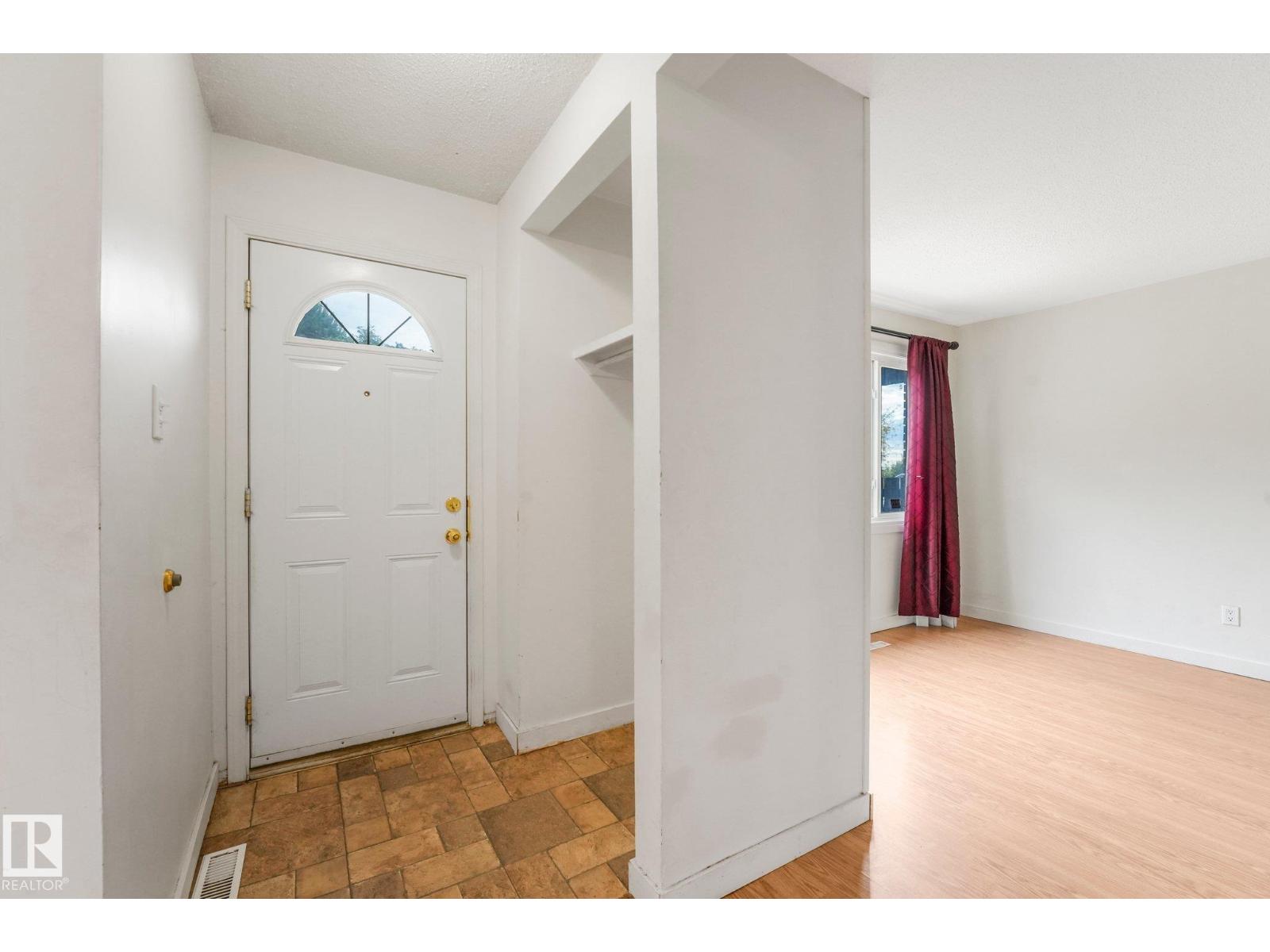 144 ROSELAND VG NW