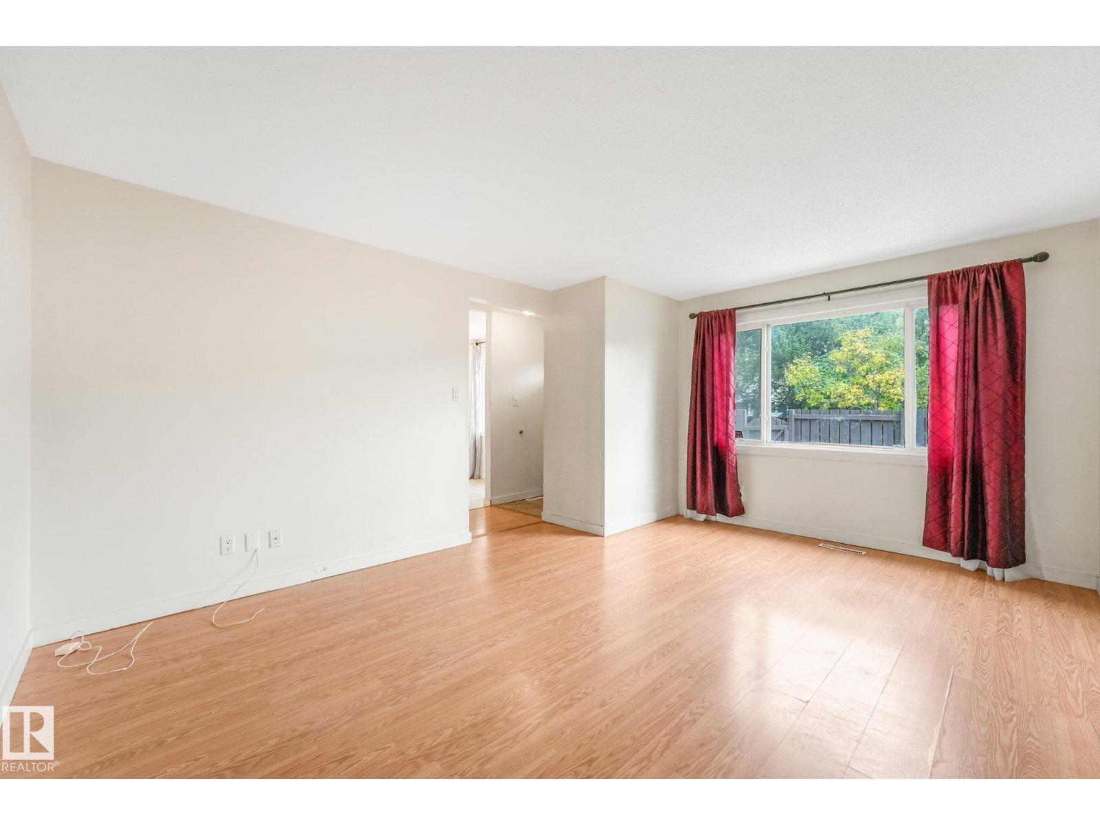 144 ROSELAND VG NW
