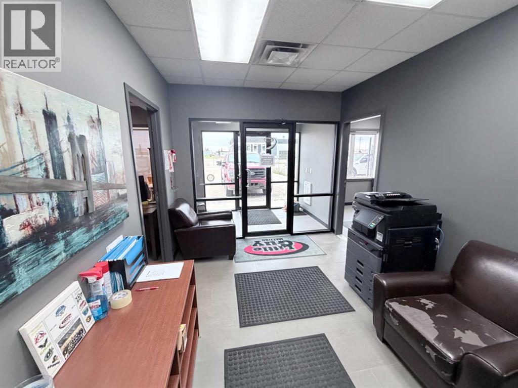 12139 106 Avenue, Grande Prairie, Alberta  T8V 8B3 - Photo 8 - A2350634