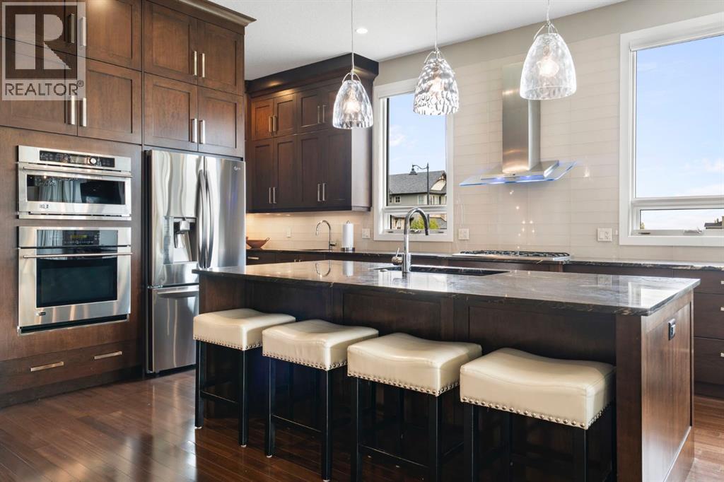 87 Coulee Way SW, Calgary, Alberta  T3H 0S4 - Photo 8 - A2349335