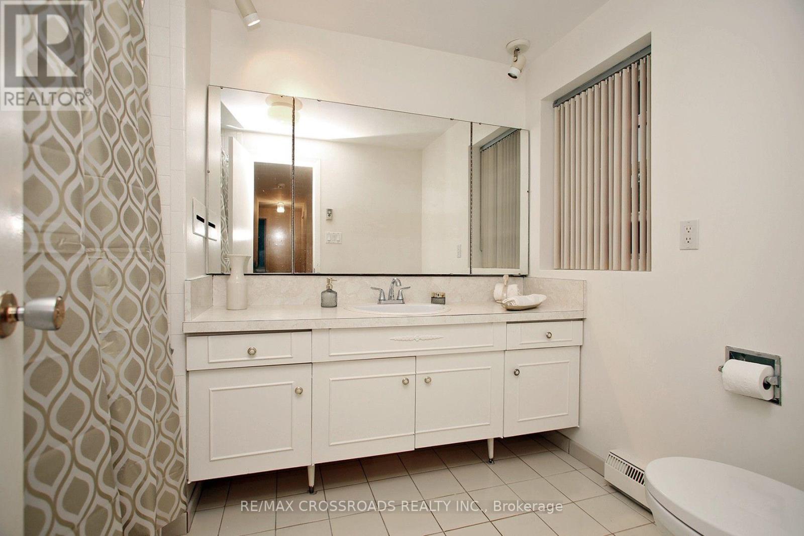 57 Kimberdale Crescent, Toronto, Ontario  M1W 1Y4 - Photo 23 - E13878104