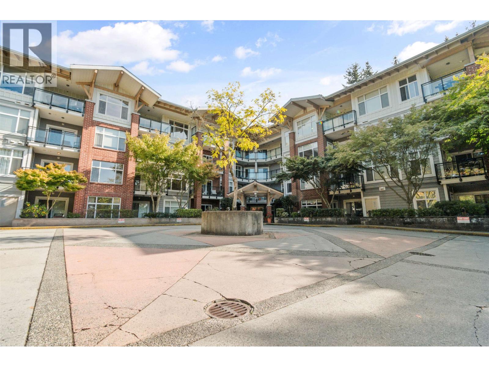 204 11950 Harris Road, Pitt Meadows, British Columbia  V3Y 0B7 - Photo 3 - R3172135