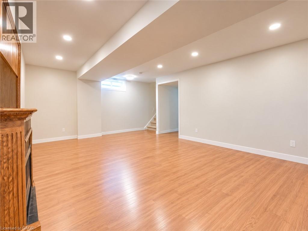 98 Donnenwerth Drive, Kitchener, Ontario  N2E 4C9 - Photo 15 - 40869401