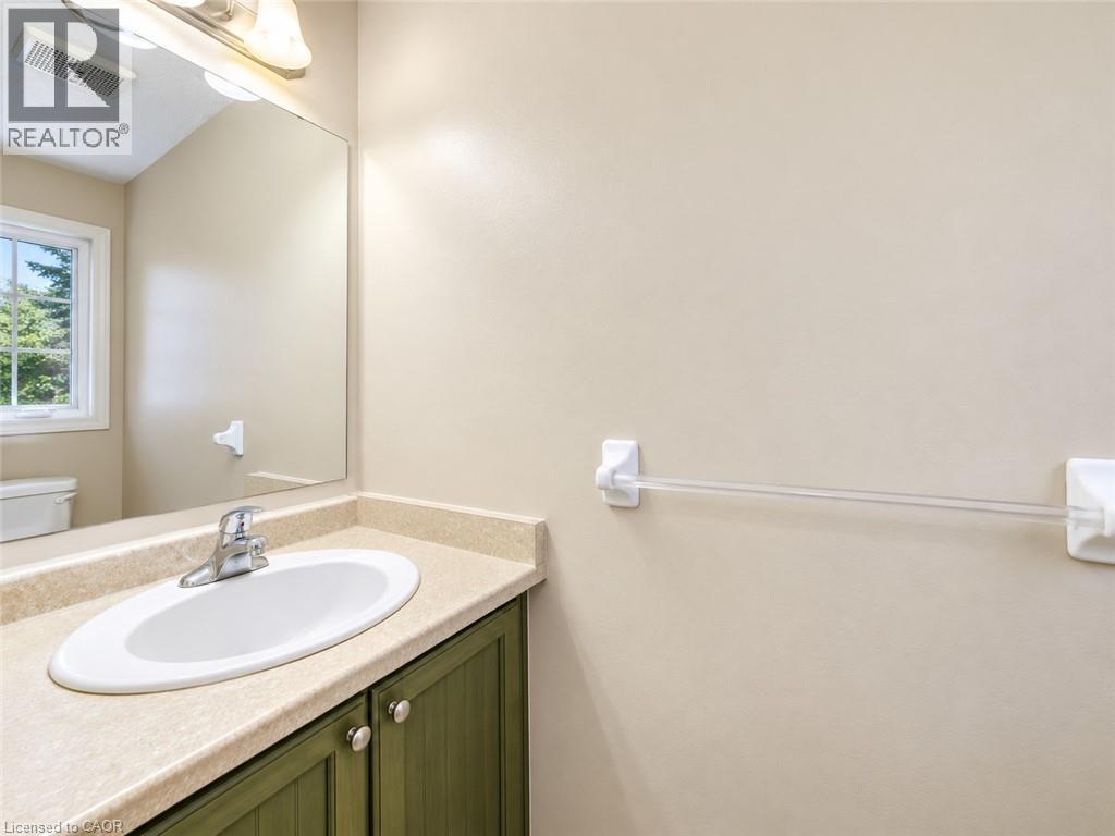 98 Donnenwerth Drive, Kitchener, Ontario  N2E 4C9 - Photo 7 - 40869401